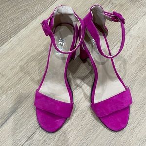 Fuchsia suede heels - size 6.5 - never worn
